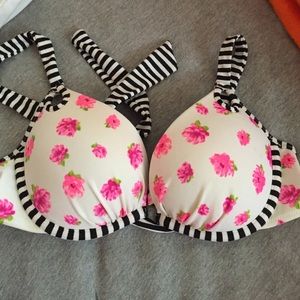 Victoria's Secret push up bathing suit top