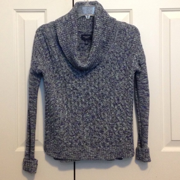 American Eagle sweater!