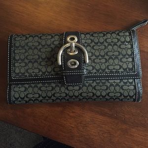 Coach C signature wallet
