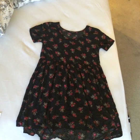 Brandy Melville floral dress