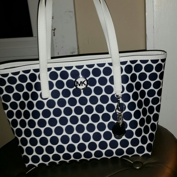 michael kors tote kiki