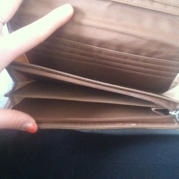 Brown Wallet - Picture 3 of 3
