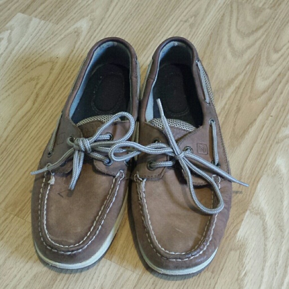 Sperry moccasins