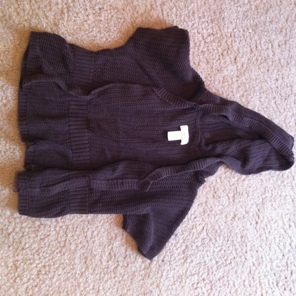 Cardigan. - Picture 2 of 2