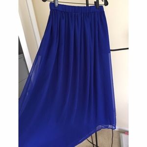 Saks Fifth Avenue Beautiful Maxi Skirt