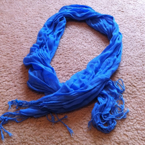Scarf - Picture 2 of 2