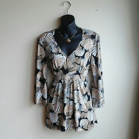Sujic Coutuse Top