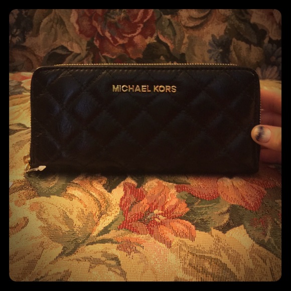 Susannah wallet NWT black