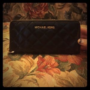 Susannah wallet NWT black