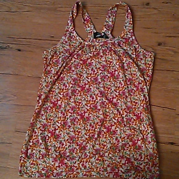 Weavers tank top style shirt