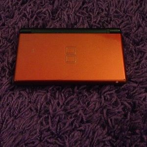 red nintendo ds lite