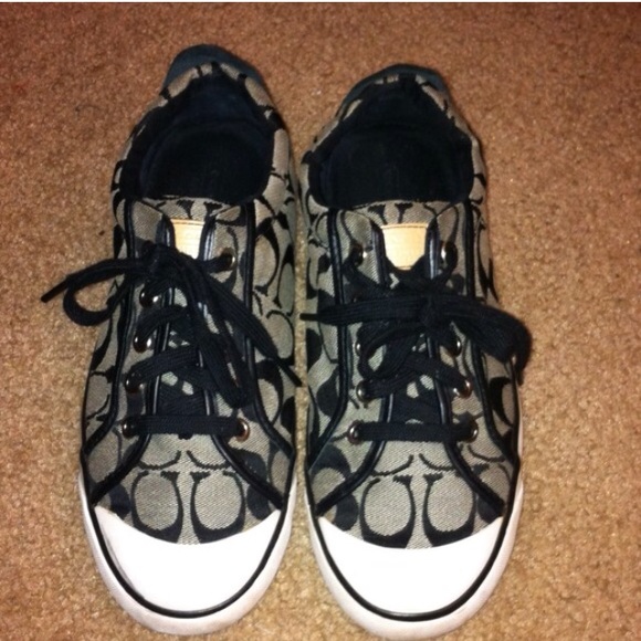 🎀traded🎀 Bundle Coach sneakers & romper
