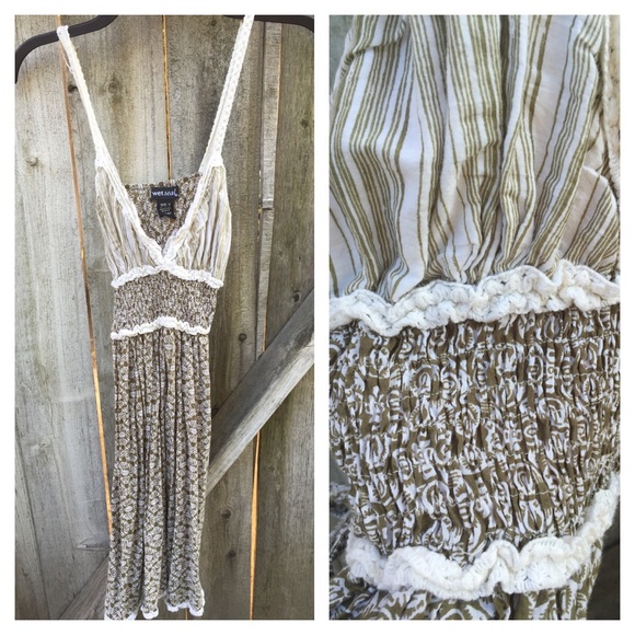 Stretchy Summer Dress from Wet Seal