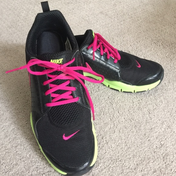 Cross Trainer tennis shoes