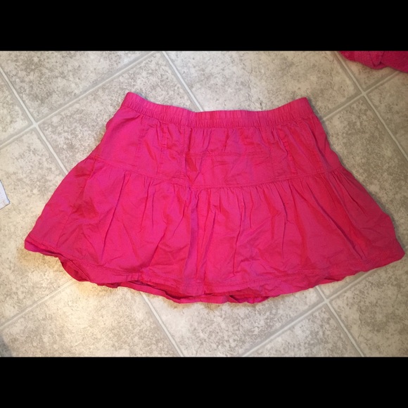 Women's hot pink skirt