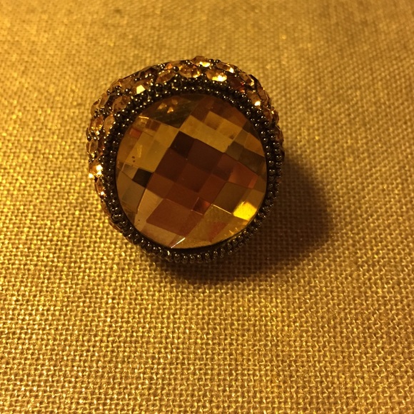 Joan rivers chunky ring