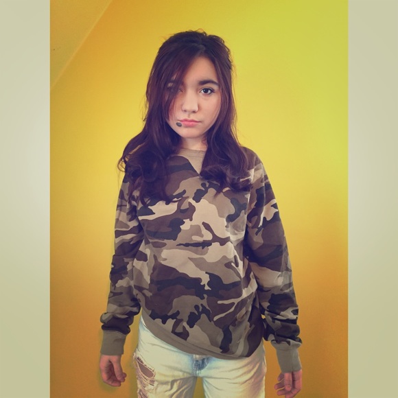Forest-Green Camo Sweatshirt