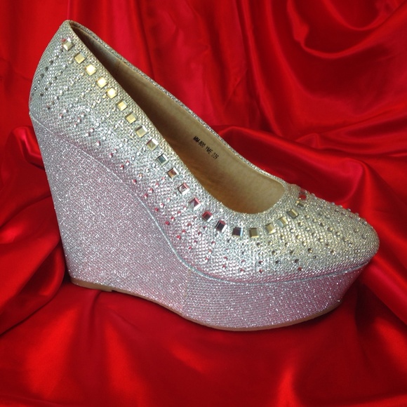 Lucia Silver Glitter Wedge - Picture 2 of 3