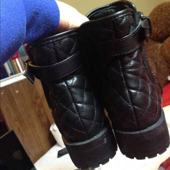 Quilted Ankle Boots - Picture 2 of 3