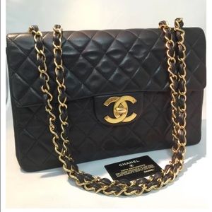 SOLD OUT Chanel classic maxi flap bag in black GHW
