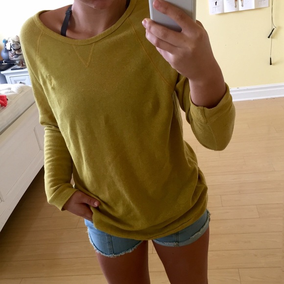 obey oversized sweater