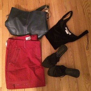 Red cropped pants