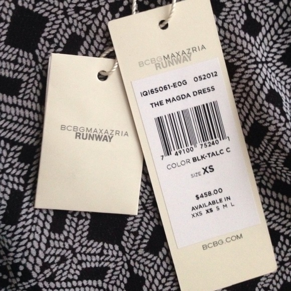 ❌SOLD❌ BCBG Runway Edition Magda Dress - Picture 4 of 4