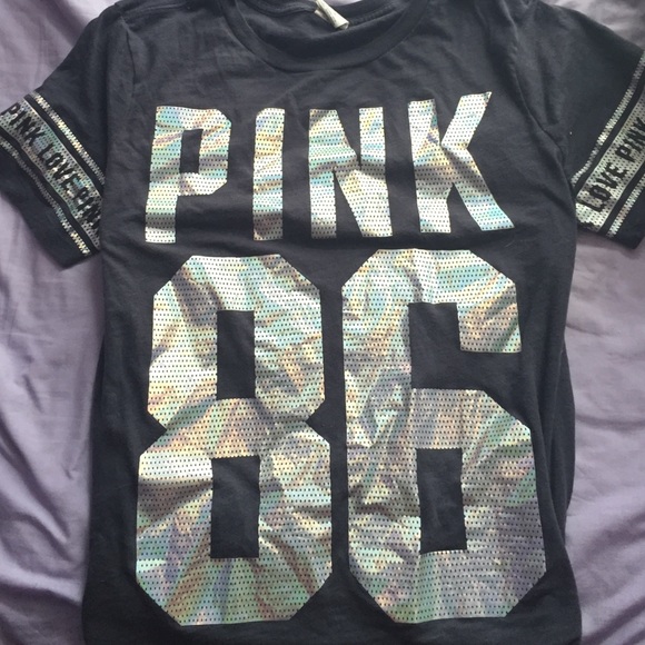 VS pink grey super cute shirt