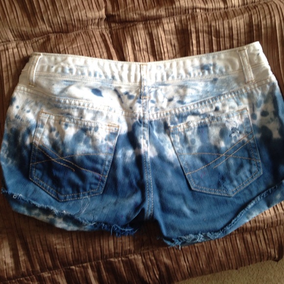 Blue/ white ombré shorts! - Picture 3 of 3