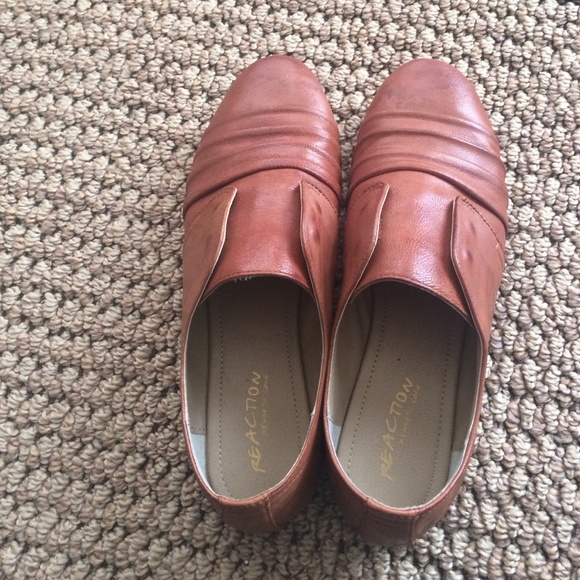 Shoe