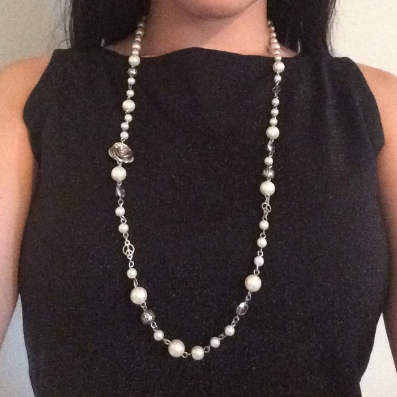 Long faux-pearl necklace - Picture 2 of 2