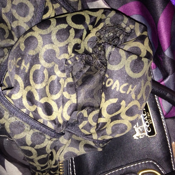 Coach purse - Picture 4 of 4