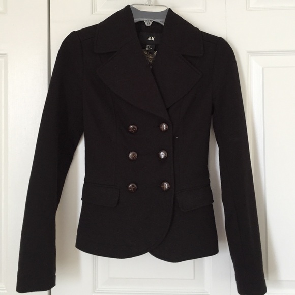 ✔️SOLD✔️♦H&️M Double Breasted Light Jacket