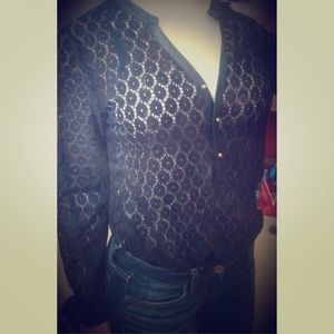 Black top, worn once, in perfect condition!