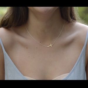 Stella and Dot Cross necklace