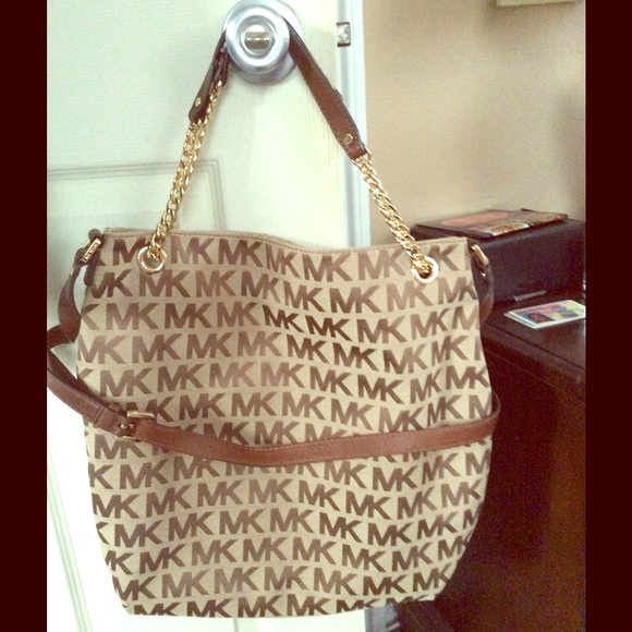 Michael Kors large tote bag, please no trades