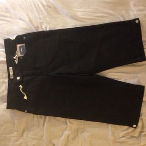 Levi's Perfectly Slimming Jean Capri Pants