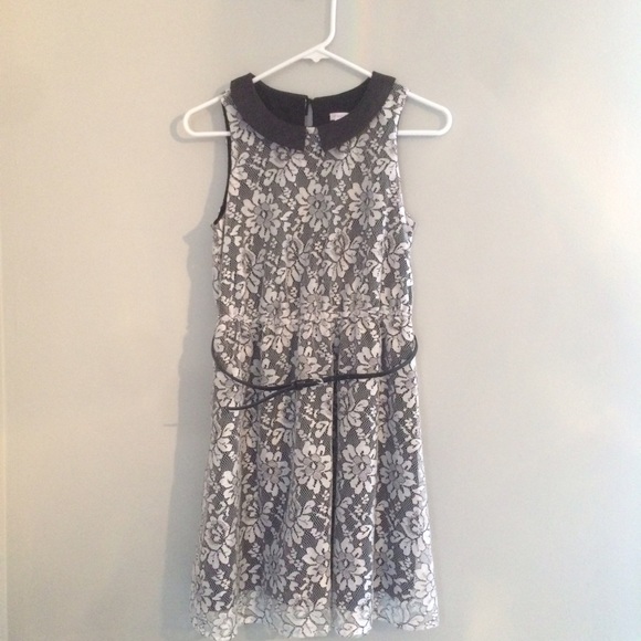 Black and White Collared Flower Dress