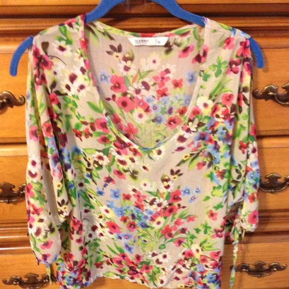 Floral shirt