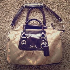 Coach Hobo Shoulder Bag