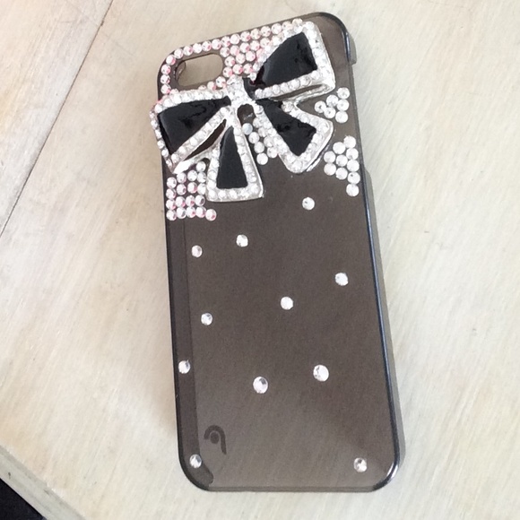 Accessories - Iphone 5/5s case!