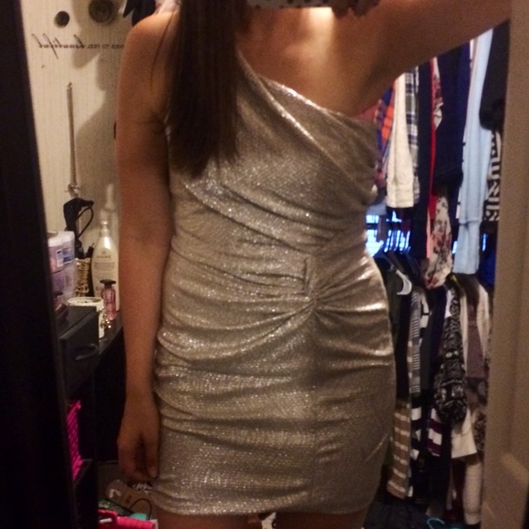 Gold dress with one strap and knot in front. - Picture 2 of 3