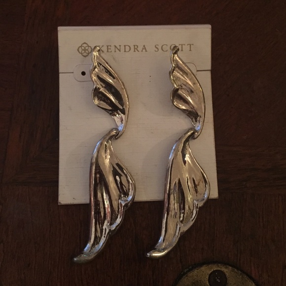 Silver Kendra Scott statement earrings