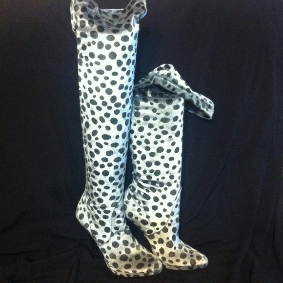 Tall over the knee leopard boots