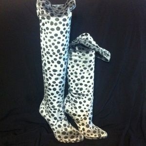 Tall over the knee leopard boots