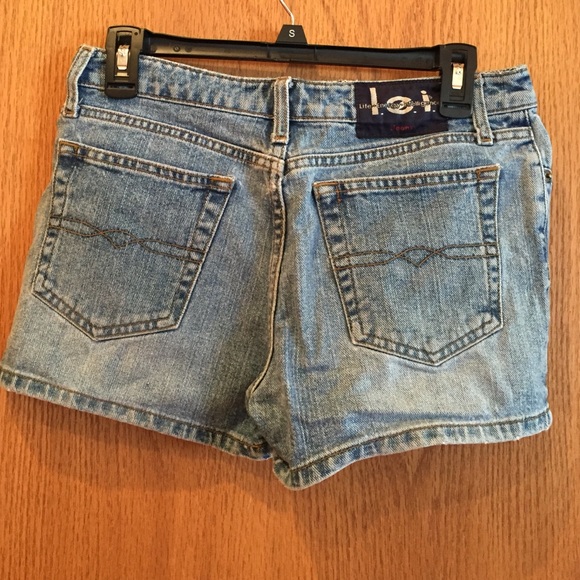 LEI shorts