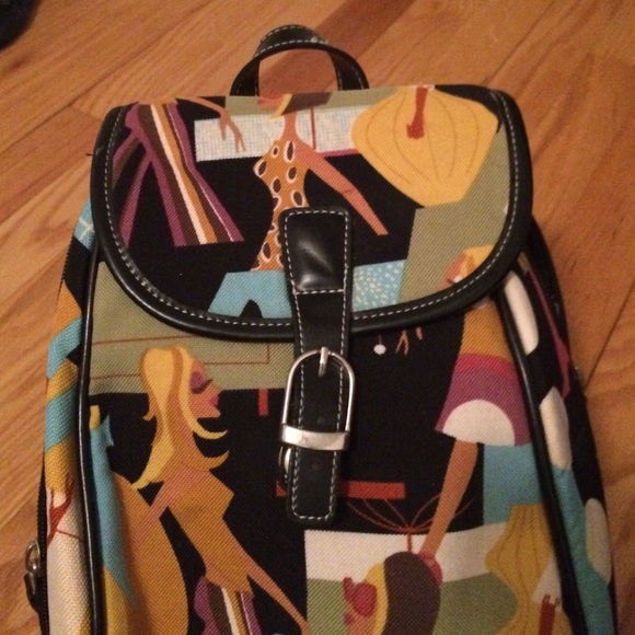 Handbag - Picture 2 of 3