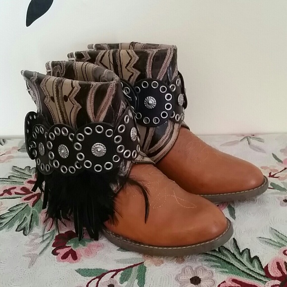 Boots - Boho cowgirl boots