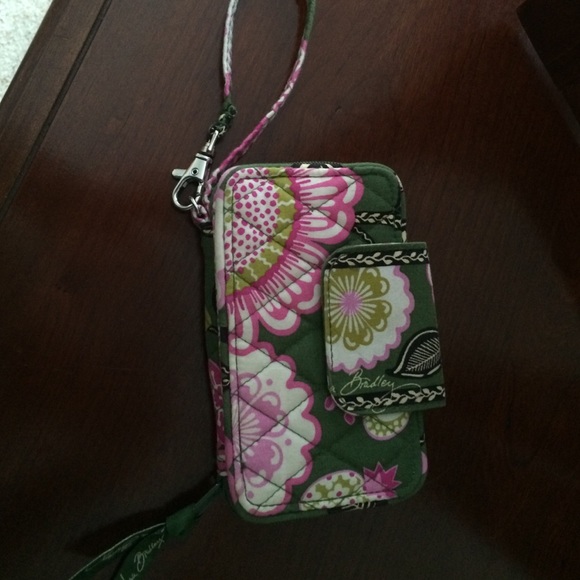 Olivia Pink Wristlet (Vera Bradley) - Picture 1 of 4