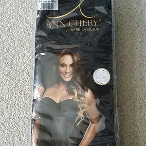 Ann chery black latex waist trainer